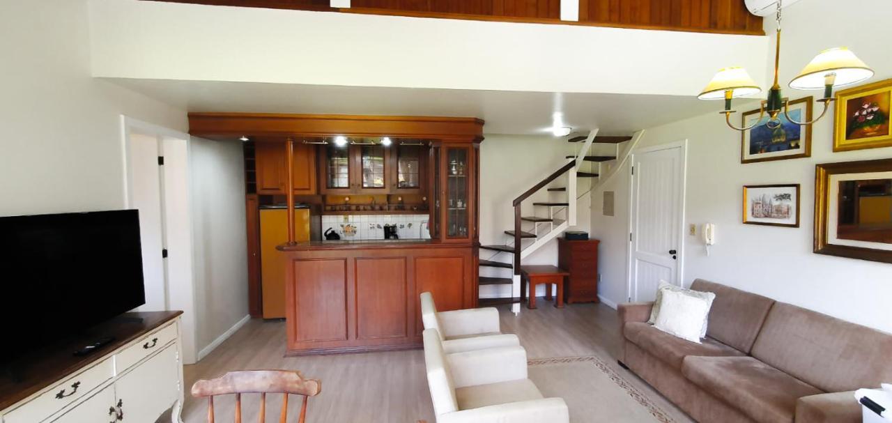 Duplex Floresta Negra - Sua Base Perfeita Em Gramado! Otima Localizacao Lagonegro 500M - 02 Quartos E 02 Banheiros Para Familia Em Condominio Fechad0, Cozinha Completa Com Garagem E Portaria 24H Eksteriør billede