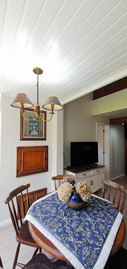 Duplex Floresta Negra - Sua Base Perfeita Em Gramado! Otima Localizacao Lagonegro 500M - 02 Quartos E 02 Banheiros Para Familia Em Condominio Fechad0, Cozinha Completa Com Garagem E Portaria 24H Eksteriør billede